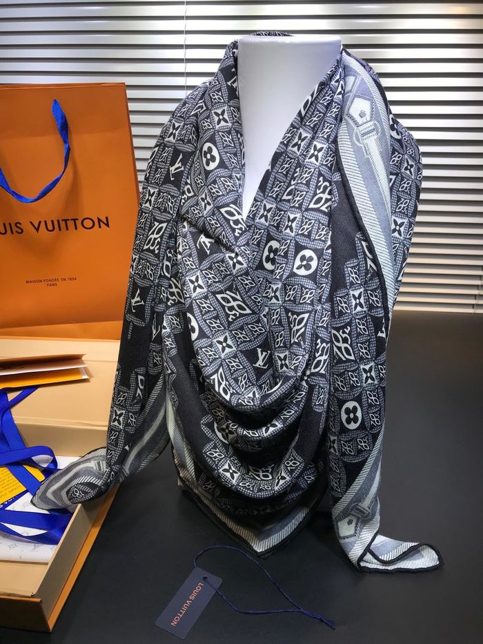 Louis Vuitton Scarf LV00103